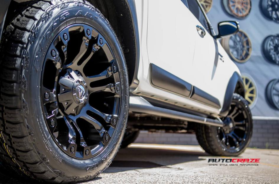 TOYOTA HILUX N80 4WD VAPOR MATTE BLACK